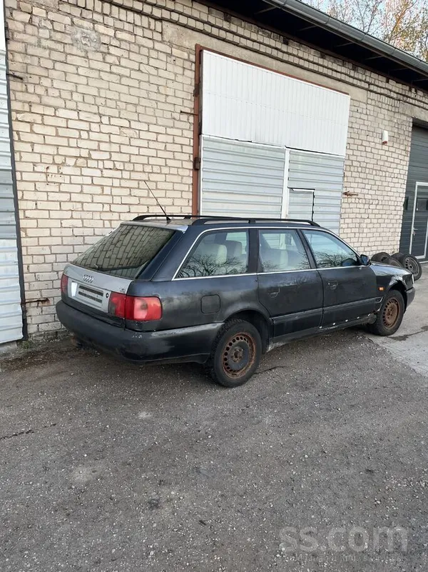 A6, c4, 2.5 dīzelis, automāts.