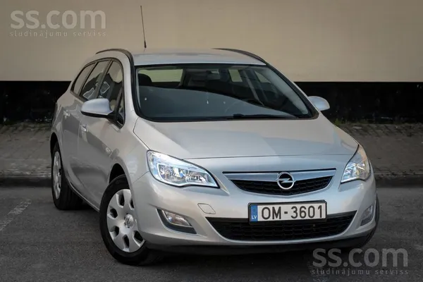 Opel Opel Astra, 1.4 benzīns, 2012.g. , 88kW