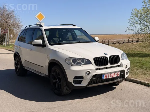 BMW BMW X5 E70 Lci 180kw ievests no Vācijas. 