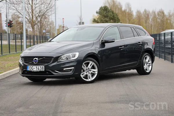 Volvo Volvo V60, Facelift, Plug in Hybrid, Awd, 2.4d (15