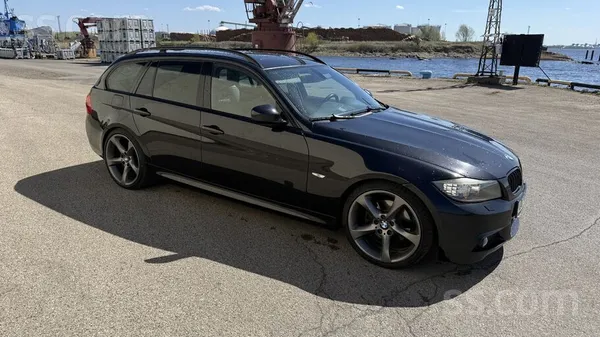 BMW BMW 320 ar pilnu M paku