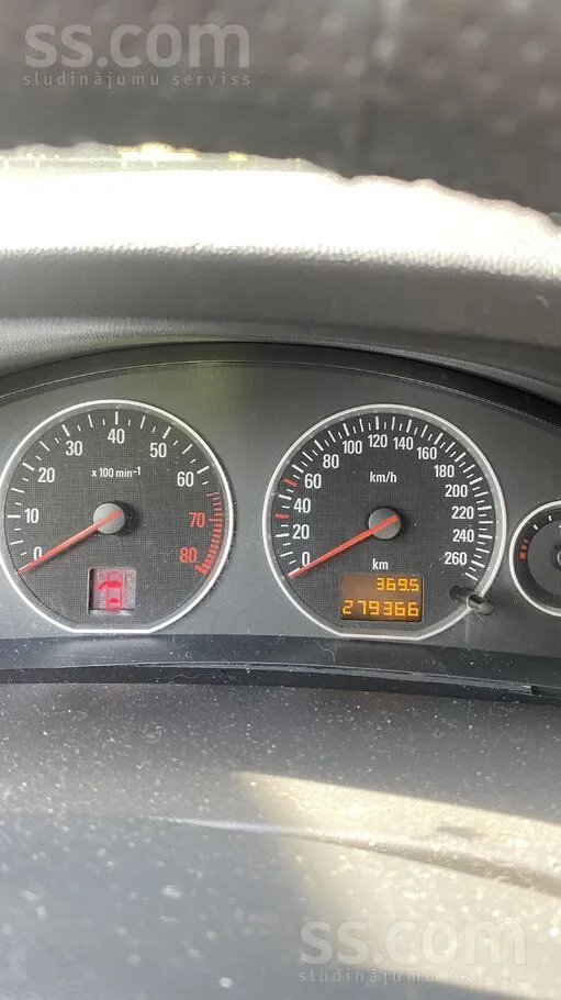Pārdod opel vectra c