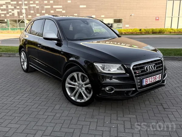 Audi Svaigi ievesta no Vācijas. Sq5. 230Kw. Atpakaļskat