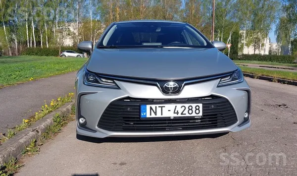 Toyota Corolla 1, 6 Active Plus. Automašīna ir teicamā tehniskā un vizuālā s