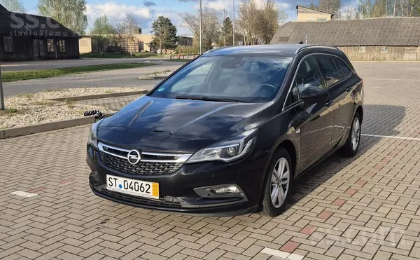 Opel Tikko ievesta no Vācijas. Divas atslēgu komplekti.