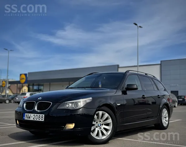 BMW 520i Facelift E61. Automāts. 2.0i 120kw-163zs

Vizuāli un tehniski lab