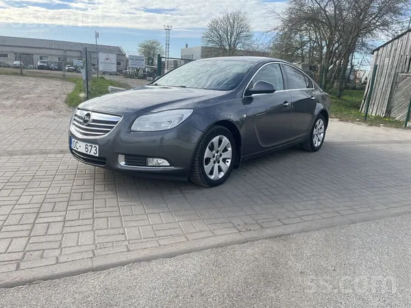 Opel Pārdod Liepājā Opel insignia 2.0 dīzeli 2011g. Ļot