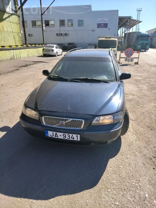 Volvo Продается Volvo v70, тех. осмотр до 05.01.2027, то