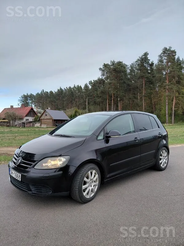 Pārdodu vai mainu pret motociklu. Bija kā rezerves auto, manā ipašumā pusgad