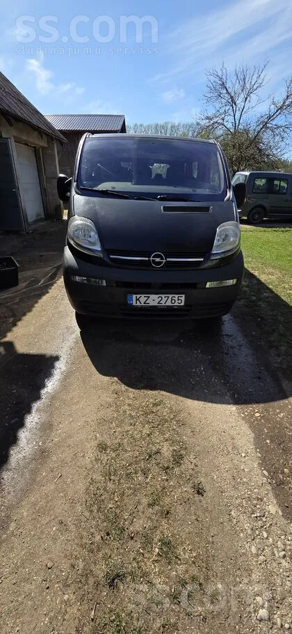 Opel Steidzami tiek pārdods buss, jo netiek lietots. La