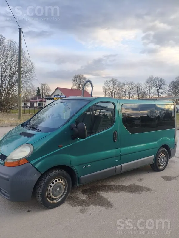 Renault Ietilpīgs auto, labi piemērots darbam vai ikdienas