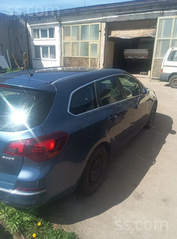 Opel Pārdodu Opel Astra 1.7tdci 81kw dzesēšanas sistēma