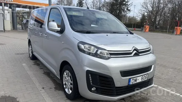 Pārdodu labu vizuāli un tehniski darba auto ar 2.0D, 90kw motora jaudu dzinē