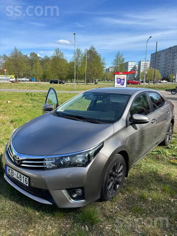 Toyota Продаётся надёжный и ухоженный автомобиль Toyota C