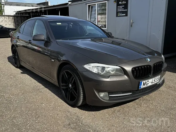 BMW BMW 530D 180 kW. Тех. осмотр до 21.04.2027, налог 