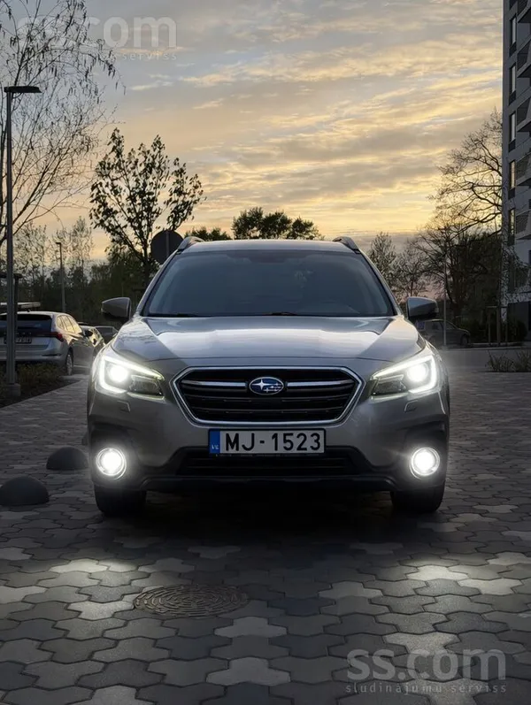 Pārdodu Subaru Outback 2019.g. 2.5 benzīns (129 kW / 175 Zs)

Ar vienu no