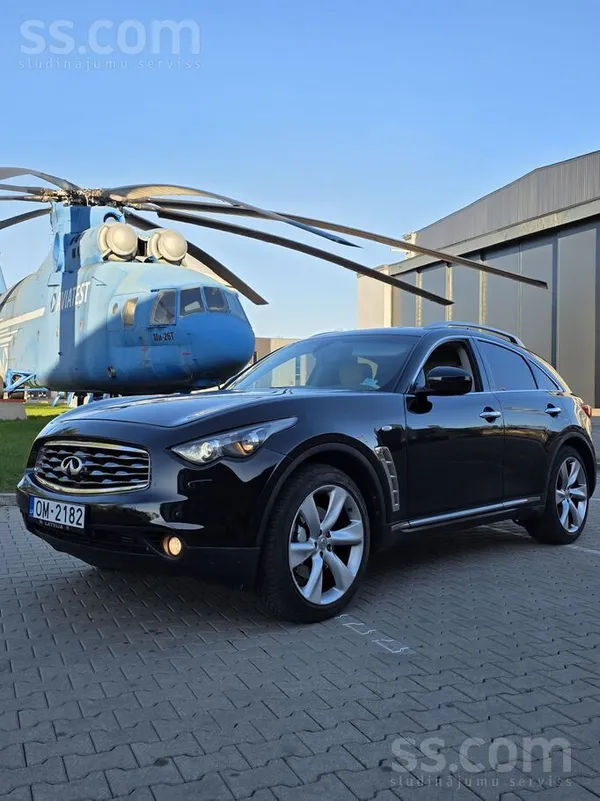 Infiniti Infinity FX 30 в топовой версии S (Sport) с Италии