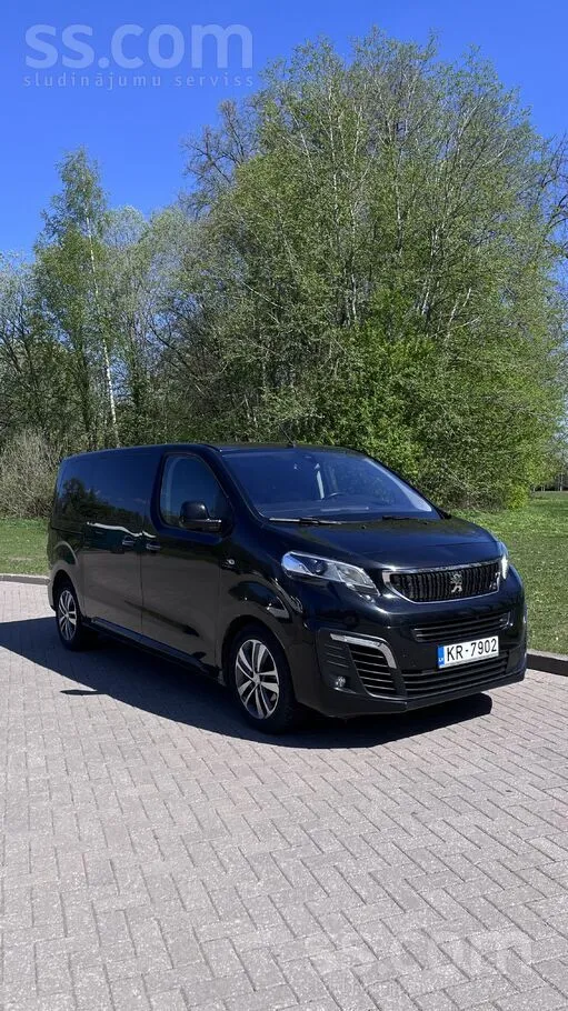 Ļoti ērts ģimenes auto ikdienai un tālākiem braucieniem. 
– plašs, kluss un