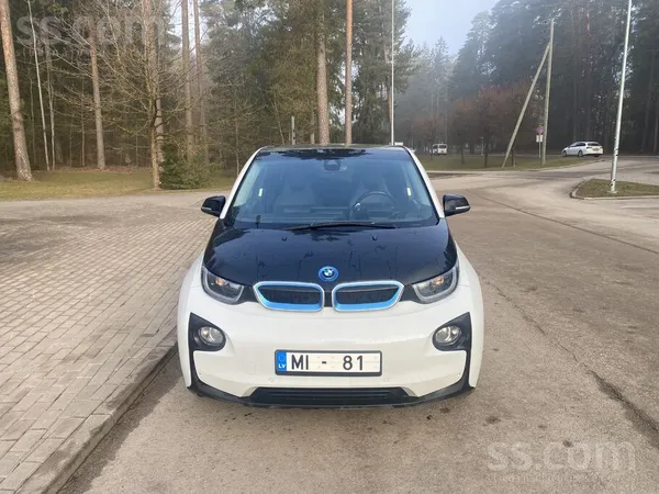 Pārdodu elektro auto, kas Latvijā nav elektro auto. BMW i3 ar range extender