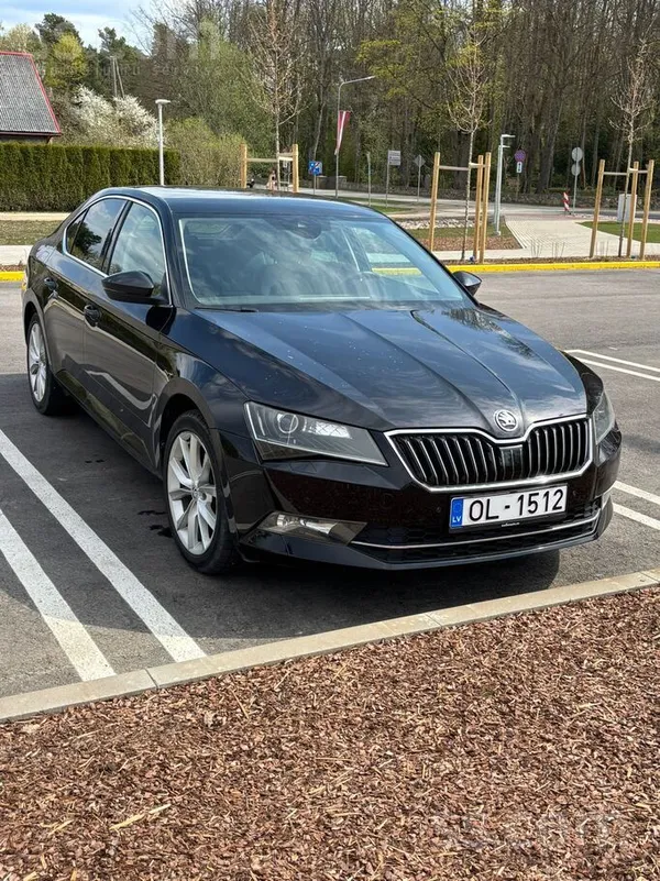 Pārdodu koptu un uzticamu Škoda Superb (B8) 1.8 Tsi 132kW ar Dsg automātisko