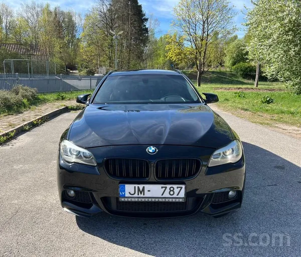 BMW BMW 530d Touring M-Pack 2012 3.0D 190kW
