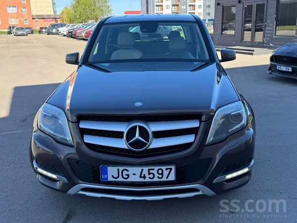 Mercedes-Benz
 Glk220 Cdi 4Matic, Automāts , 125kw, 170 zs. 

Aprīkojums: