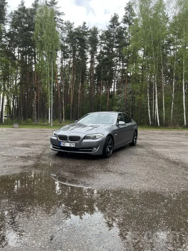 Pārdod BMW 530d (180kW) – manuālā 6-pakāpju

Pārdodu uzticamu un jaudīgu B