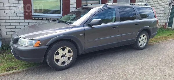 Volvo Продаю надежный Volvo Xc70 136 кВт 2006 года выпус
