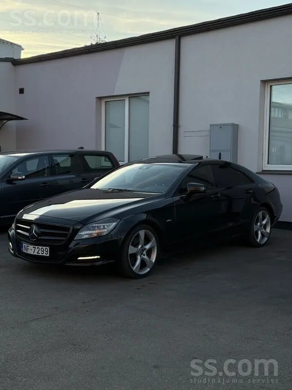 Pārdodu Mercedes-Benz Cls, 2012. gada – elegants un dinamisks auto ar izcilu