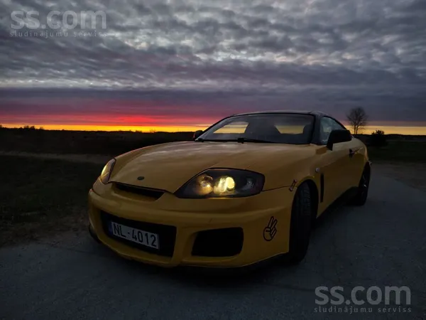 Pārdodu Hyundai Coupe 2003 - dzeltenu, jo dzīve ir par īsu pelēkām mašīnām u