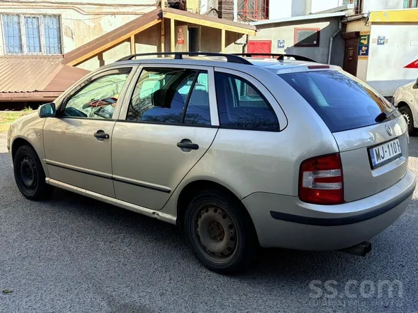 Pārdodu Skoda Fabia 2.0 benzīns/gāze 85kW Oriģinālais nobraukums 249 000