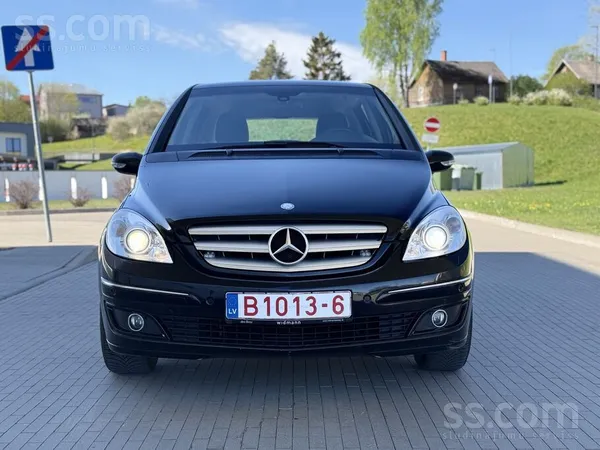 Mercedes Mercedes-Benz B200 