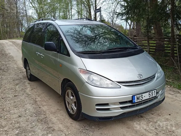 Pārdodu Toyota Previa minivenu ar tikko izietu jaunu tehnisko apskati. Liels