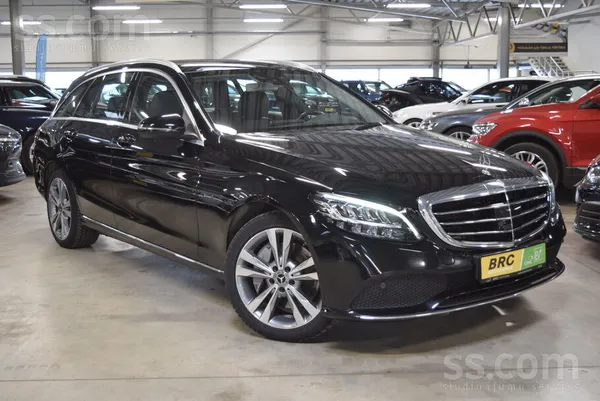 Mercedes-Benz C 300 DE. 2020. gada. 2.0l hibrīds (dīzelis/elektro), 143 Kw (