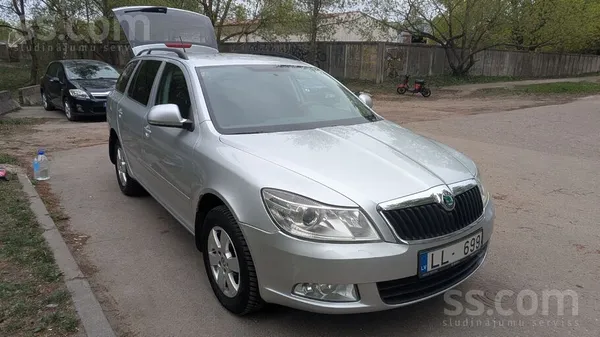 Skoda Octavia 1.6 Tdi, 2012. gads, kondicionieris, kruīza kontrole, Bluetoot
