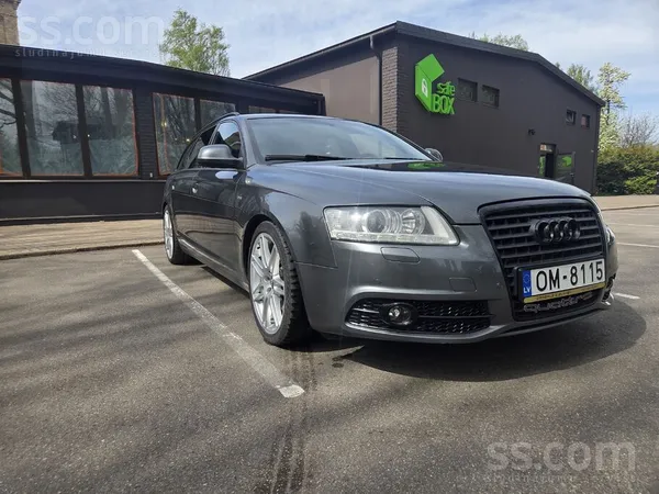Audi 5700€