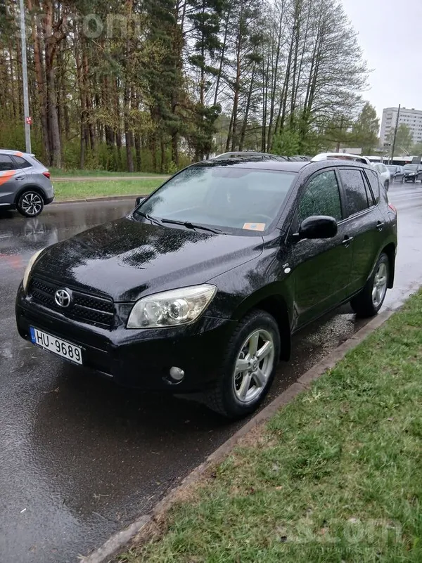 Toyota Pārdošanā labs auto.