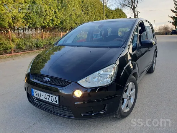 Ford Ford Smax 2.0 дизель, в хорошем состоянии. Экономи