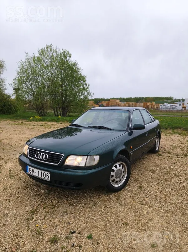 Audi Pārdodu A6 C4 2.6 benzīns. 2ir bijuši tikai 2 īpaš