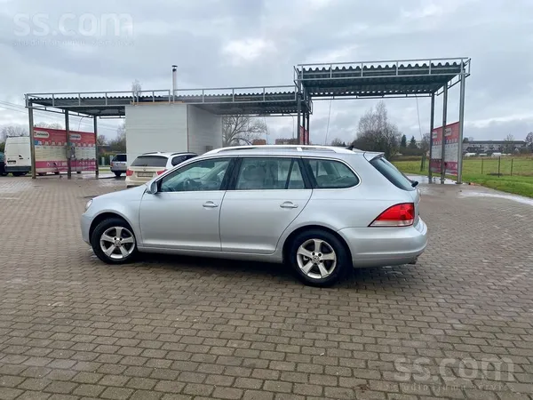 Tiek pārdots VW Golf6, 1.6Tdi, 2010.g. decembris, tehniskā apskate līdz okto