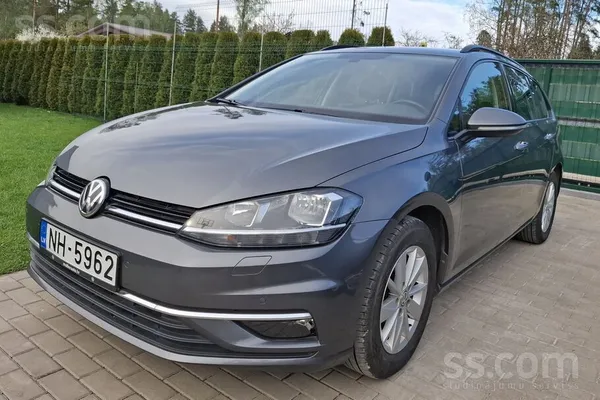 Volkswagen Pārdodu VW Golf 7 Variant Comfortline perfektā teh