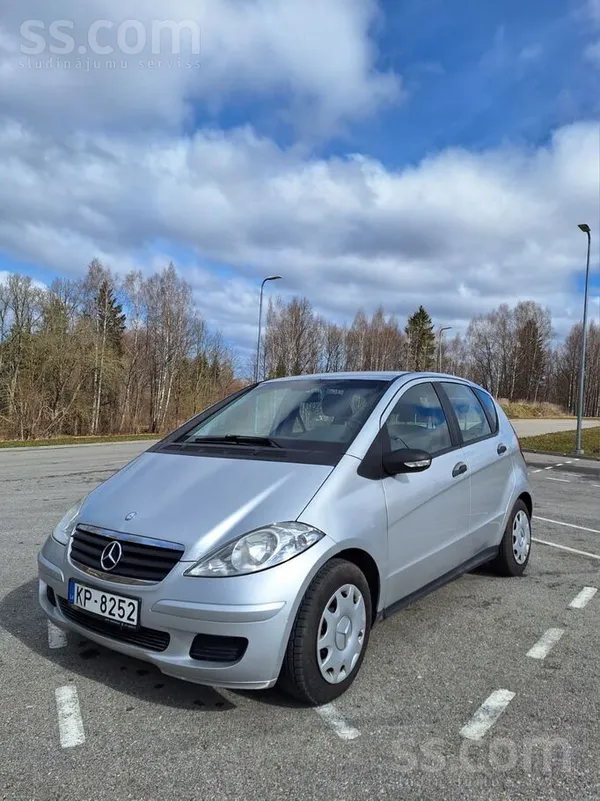 Pārdodas Mercedes-Benz a160. 2, 0 dīzelis, 60kw ar manuālo kārbu
Svaiga teh