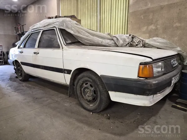 Pārdod audi 80, 85 gada. 1, 8 karburātors, 5 ātrumi. Tahometrs. Lv no 99 gad