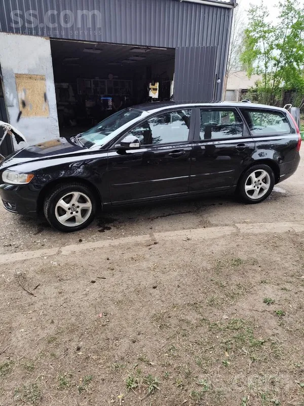 Volvo Pārdodu Volvo V50 1.6D