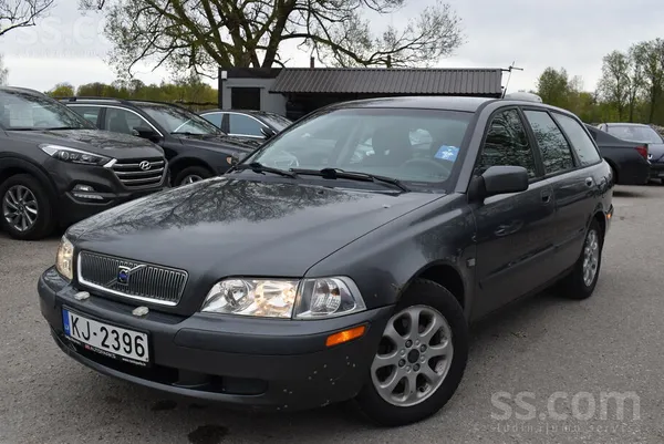 Volvo Volvo V40 1, 8L Benzīns, 90kW, 11.2001 g. 