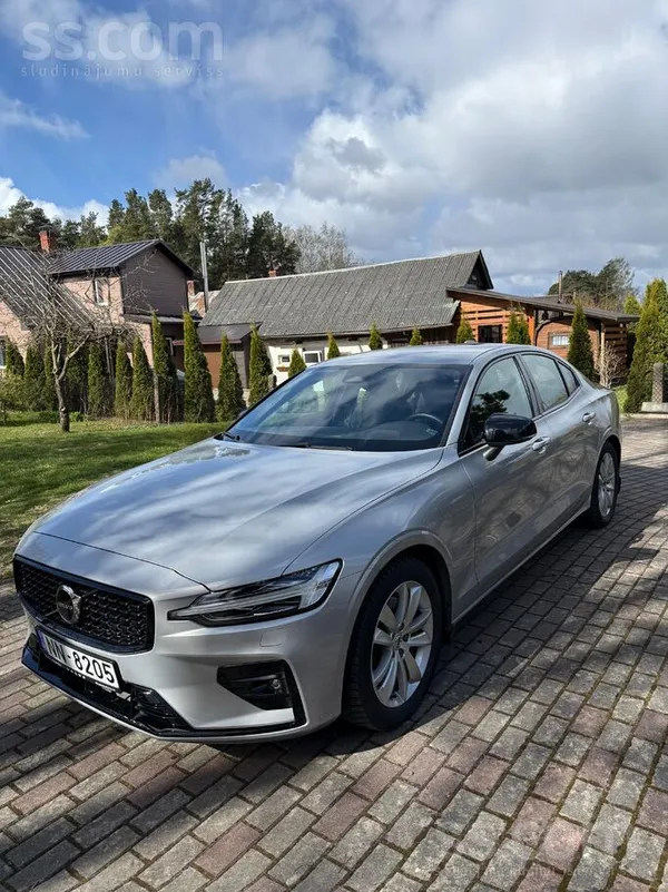 Pārdod koptu un ļoti labi aprīkotu Volvo S60 B4 ar 197 ZS ar benzīna dzinēju