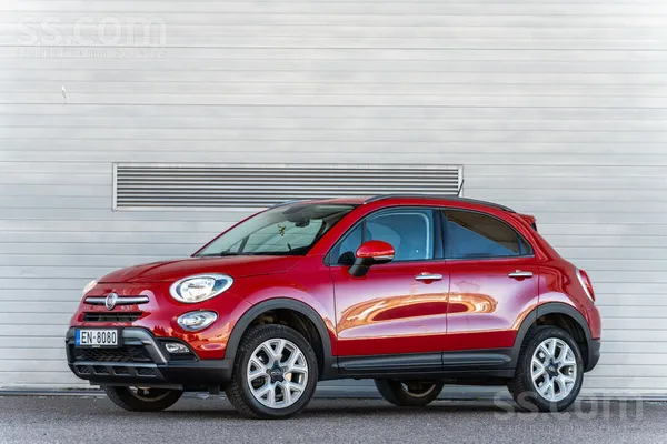 Fiat Īpašnieks pārdod Fiat 500X