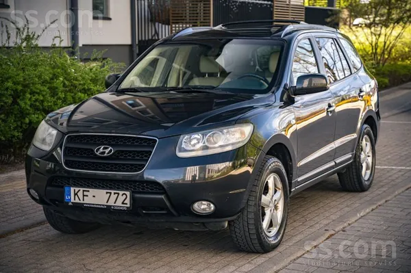 Hyundai Pārdod Hyundai Santa Fe 2.2 dīzelis, manuāla Ātrum