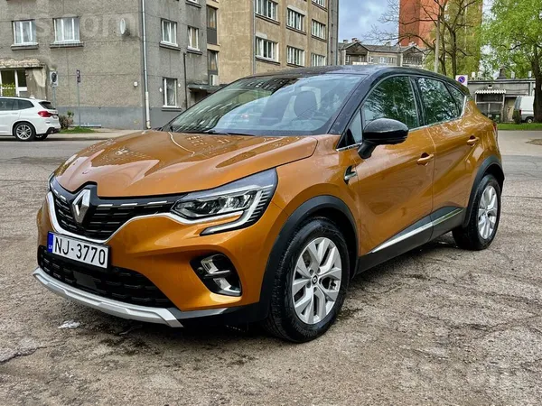 Renault Captur E-Tech Plug-In Hybrid 2023 maksimālā komplektācija, tikai 29