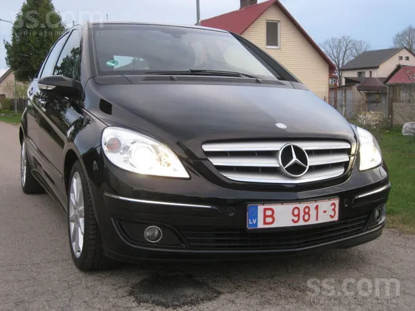 Mercedes Tikko no Vācijas .100%, B class, (avangarde), 2.0D